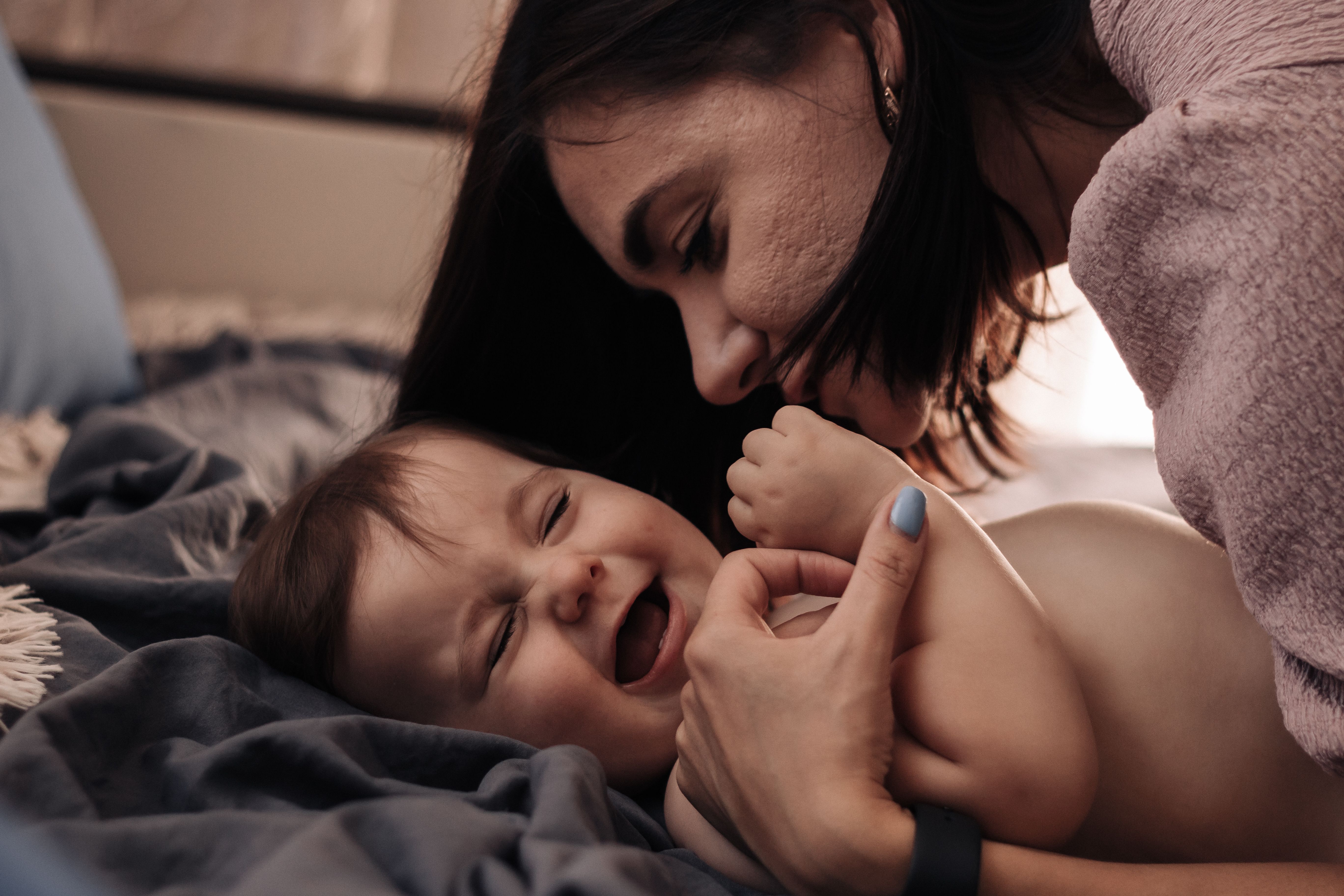 une mère et son bébé